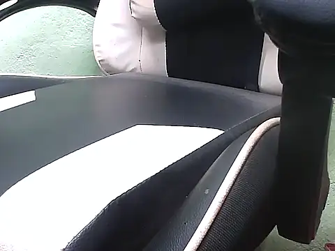 localboybbsr online show from 04-15-26, 04:36