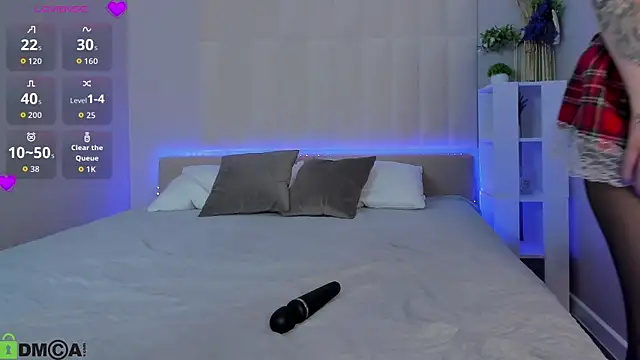 LiraRevery online show from 03-10-26, 10:59