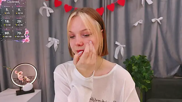 UmbraVelour online show from 02-15-26, 01:20