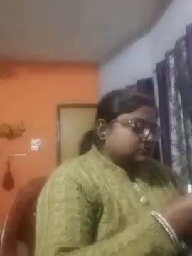 Snapshot of Simran62 chatting on 12-22-25, 06:16 Simran62 online show from 12-22-25, 06:16