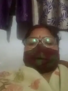 Snapshot of Simran62 chatting on 02-12-26, 06:03 Simran62 online show from 02-12-26, 06:03