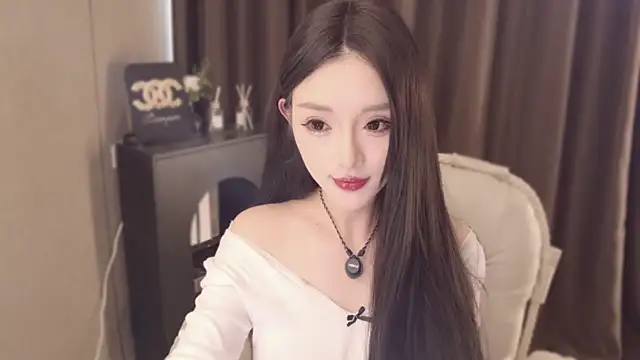 Snapshot of mammam520 chatting on 04-10-26, 04:06 mammam520 online show from 04-10-26, 04:06