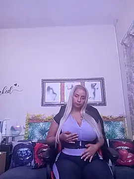 LaReineCleo online show from 07-09-26, 10:41