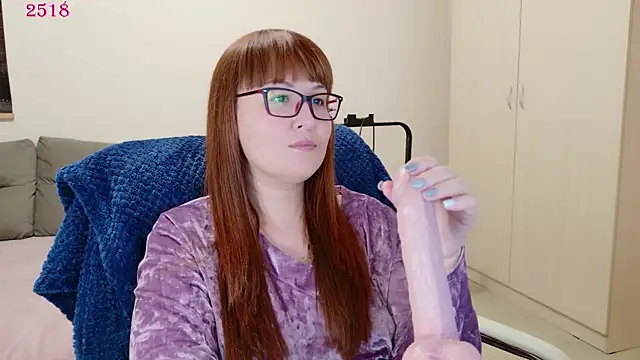 Snapshot of Foxy-lady chatting on 04-16-26, 09:39 Foxy-lady online show from 04-16-26, 09:39