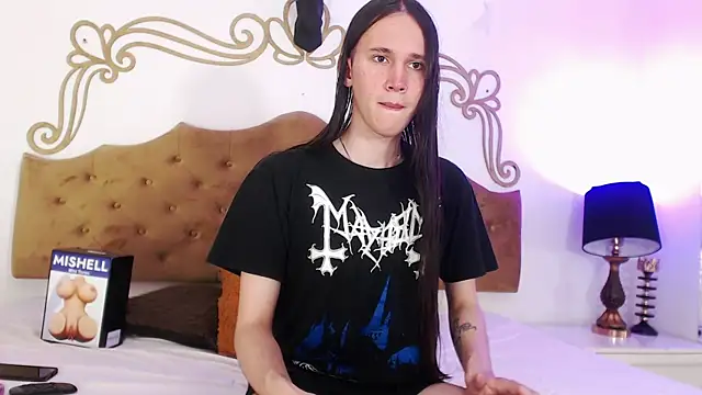 Snapshot of abysskingg chatting on 11-23-25, 12:38 abysskingg online show from 11-23-25, 12:38