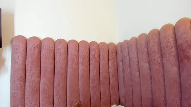 Snapshot of Emmalorez__ chatting on 12-04-25, 08:50 Emmalorez online show from 12-04-25, 08:50