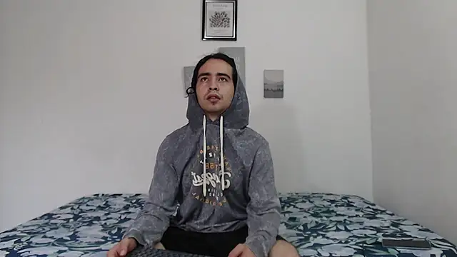 Snapshot of Jave_rave chatting on 06-21-26, 12:19 Jave rave online show from 06-21-26, 12:19