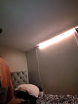 Drowning667 online show from 03-04-26, 04:18