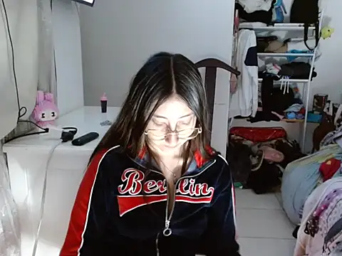 Nanylux online show from 11-26-25, 03:29