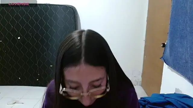 Nanylux online show from 04-13-26, 03:34