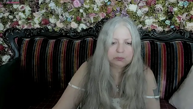 Snapshot of mariabelladonna chatting on 07-10-26, 07:16 mariabelladonna online show from 07-10-26, 07:16