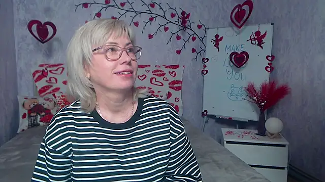 LaurenWishy online show from 02-07-26, 06:17