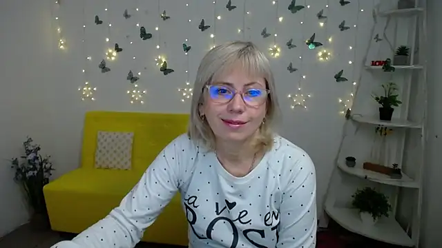 LaurenWishy online show from 03-02-26, 06:14