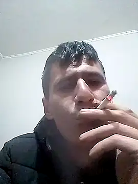 uiuftyrrtydre online show from 11-19-25, 06:41