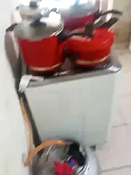  - - novinha - - -  online show from 11-20-25, 05:23