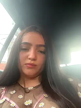 Juanita Rojas online show from 11-21-25, 03:11