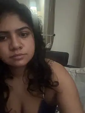 TiaBella  online show from 02-23-26, 09:45