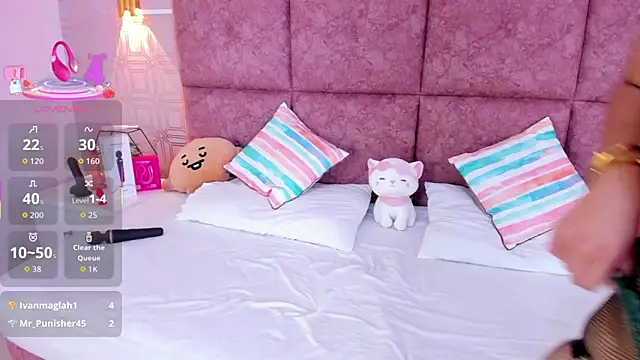 NathalieRoss1 online show from 03-18-26, 05:43