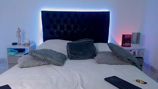 Snapshot of ray_Weeed chatting on 11-28-25, 10:34 ray Weeed online show from 11-28-25, 10:34