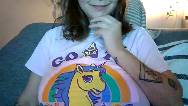 Snapshot of xxxluana chatting on 12-03-25, 04:09 xxxluana online show from 12-03-25, 04:09