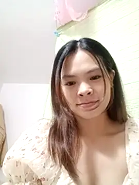 quynhquynh  online show from 12-03-25, 03:10
