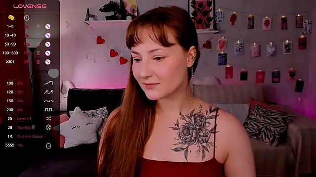 velvet cherry  online show from 06-23-26, 08:56