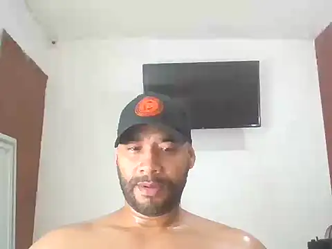 musclehetero online show from 12-20-25, 09:55