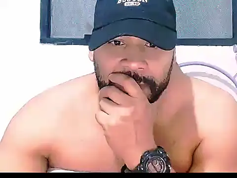 musclehetero online show from 03-03-26, 06:52