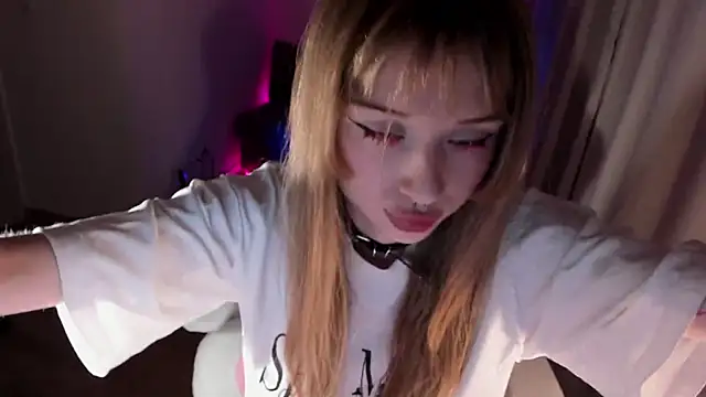 Snapshot of mnepohuyyyda chatting on 12-16-25, 08:03 mnepohuyyyda online show from 12-16-25, 08:03