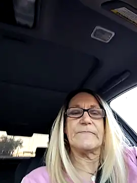 Snapshot of ccrider69_ chatting on 11-20-25, 10:09 ccrider69 online show from 11-20-25, 10:09