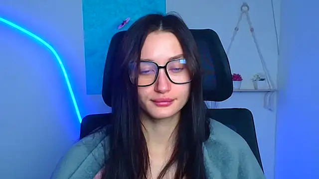 Stella XO online show from 02-17-26, 06:43