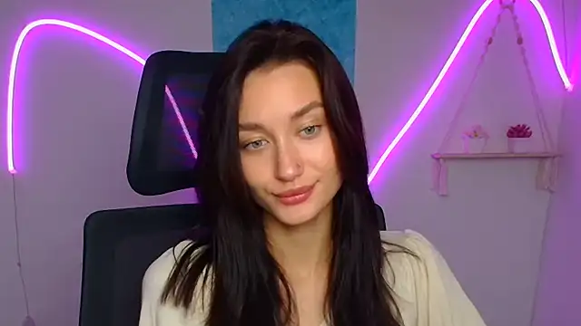 Stella XO online show from 06-18-26, 05:41