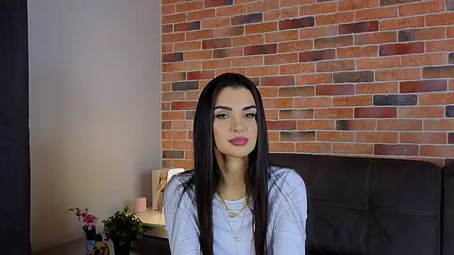 NyraSolace online show from 12-19-25, 08:21