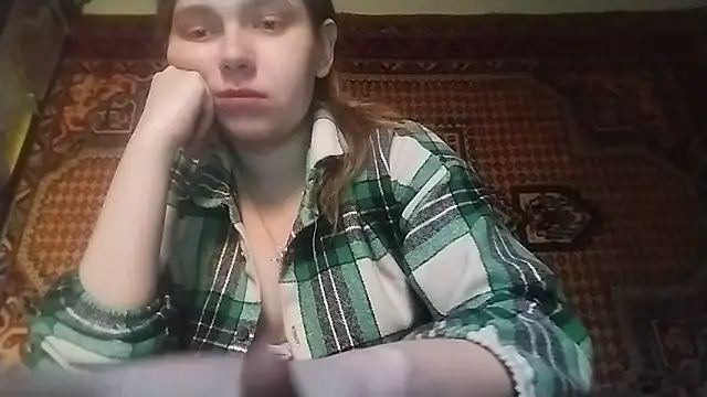 KikiBang online show from 11-24-25, 10:48