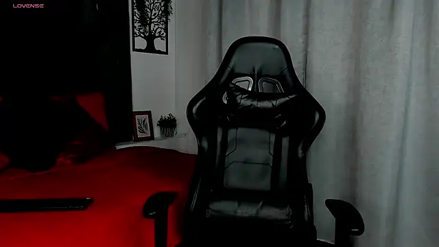 Snapshot of Ostin_Saints chatting on 11-27-25, 12:18 Ostin Saints online show from 11-27-25, 12:18