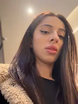 Snapshot of Lilitoppp chatting on 11-26-25, 09:54 Lilitoppp online show from 11-26-25, 09:54