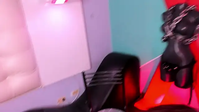 Snapshot of ArhyFoxx1 chatting on 01-08-26, 11:45 ArhyFoxx1 online show from 01-08-26, 11:45