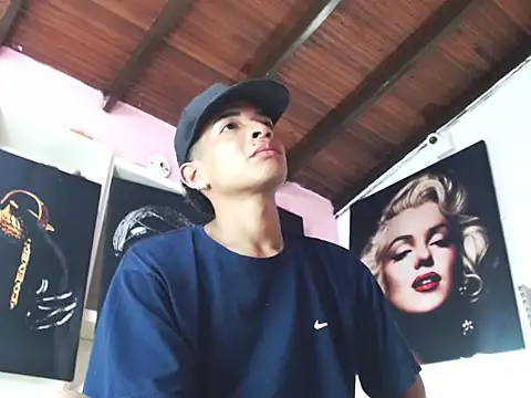 crissex3 online show from 02-19-26, 01:29