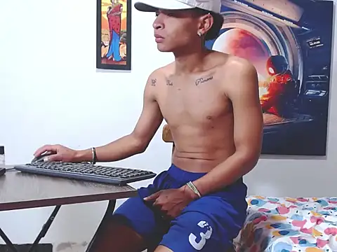 crissex3 online show from 03-11-26, 02:01