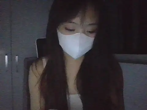 Anamis18 online show from 12-20-25, 05:31