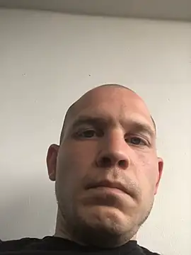 Spielzeugtwink online show from 05-31-26, 02:57