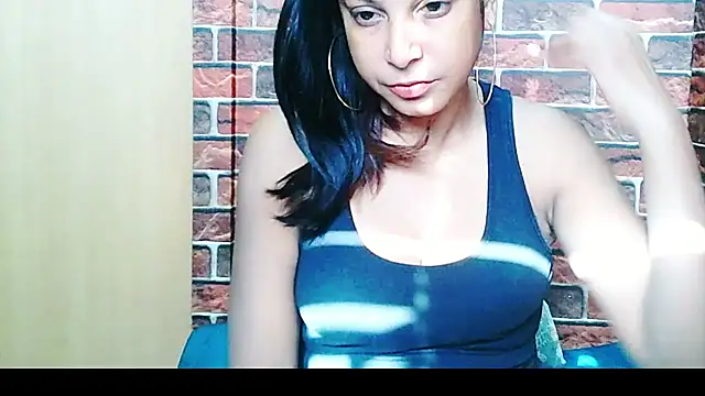 Snapshot of indian_spice_girl chatting on 06-28-26, 07:36 indian spice girl online show from 06-28-26, 07:36