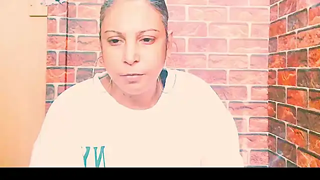 Snapshot of indian_spice_girl chatting on 07-03-26, 07:59 indian spice girl online show from 07-03-26, 07:59