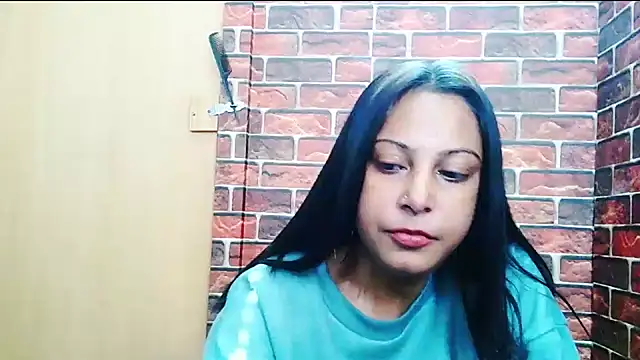 Snapshot of indian_spice_girl chatting on 07-06-26, 07:16 indian spice girl online show from 07-06-26, 07:16
