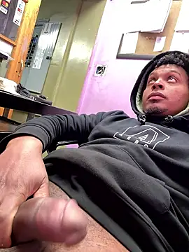 Snapshot of 24denio chatting on 01-12-26, 08:25 24denio online show from 01-12-26, 08:25