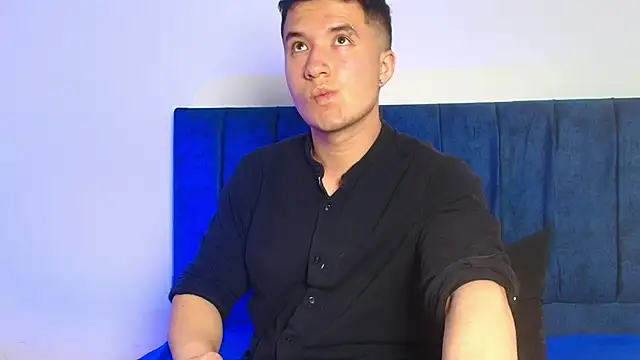 Ethan-Connor online show from 11-26-25, 08:10