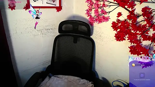 Snapshot of chleo_rosse chatting on 06-04-26, 12:11 chleo rosse online show from 06-04-26, 12:11