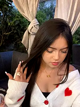 KyliePinkk  online show from 11-19-25, 10:43