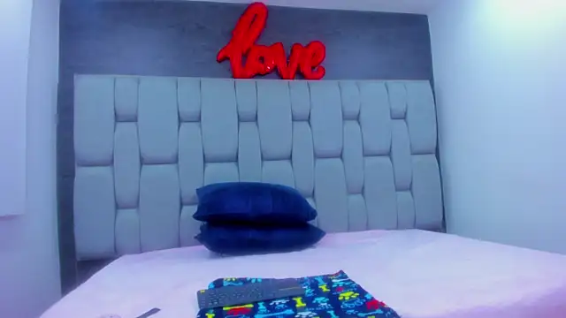 Snapshot of Sarita_Ass chatting on 11-27-25, 09:22 Sarita Ass online show from 11-27-25, 09:22