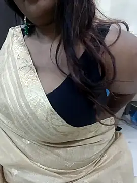 Snapshot of mamtha-tamil chatting on 02-20-26, 03:01 mamtha-tamil online show from 02-20-26, 03:01